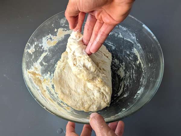Focaccia moelleuse aux tomates cerises, aux olives et à l'origan - Préparation etape 6