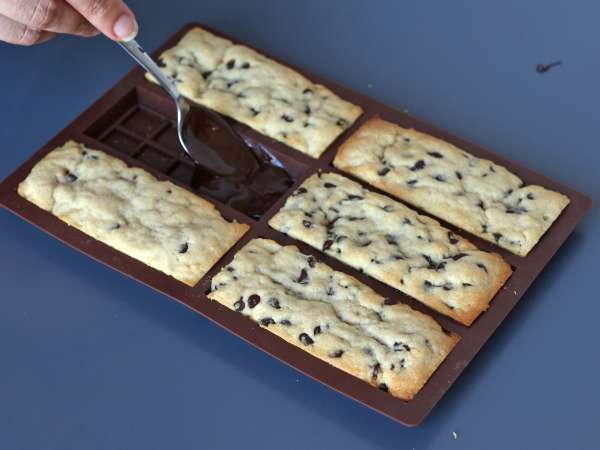 Tablettes cookies au chocolat, moelleuses et croquantes à la fois - Préparation etape 7