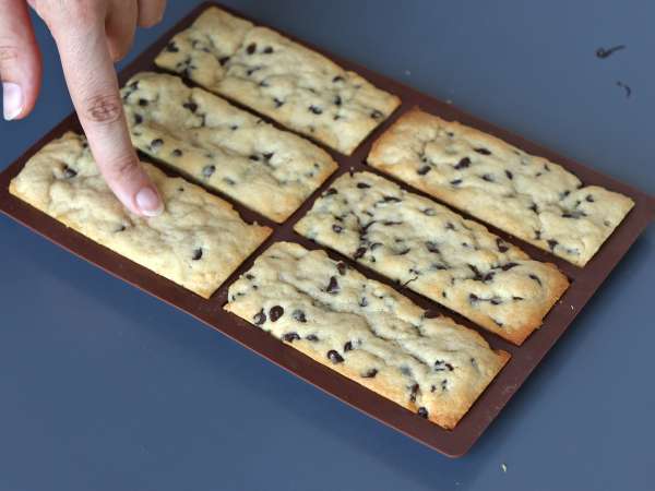 Tablettes cookies au chocolat, moelleuses et croquantes à la fois - Préparation etape 8