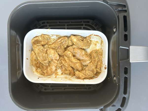 Shawarma de poulet au Air Fryer, pita et sauce tahini - Préparation etape 5