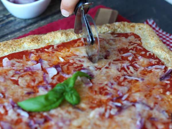 Pizza au cottage cheese - Préparation etape 7
