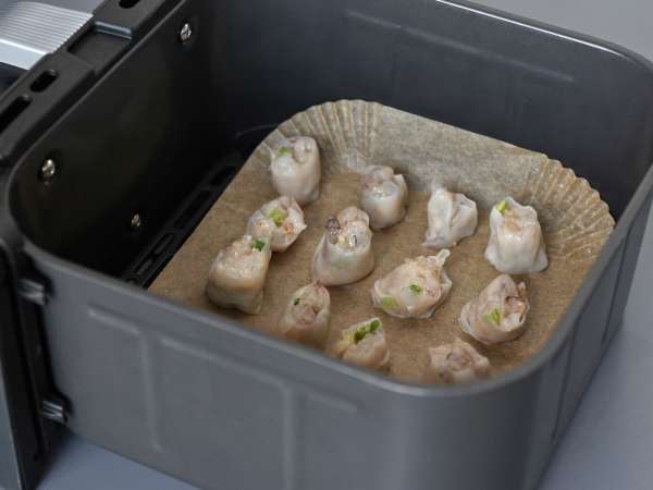 Bouchées aux crevettes façon nems au air fryer - Préparation etape 6