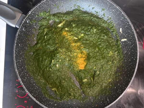 Palak tofu : curry indien aux épinards et tofu - Préparation etape 8