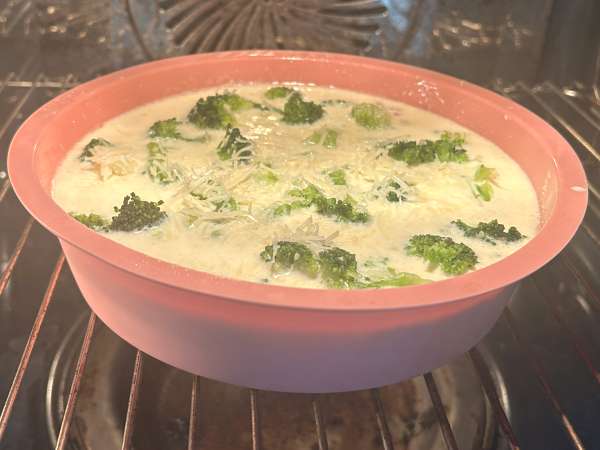 Quiche sans pâte au brocoli, pancetta et cottage cheese - Préparation etape 6