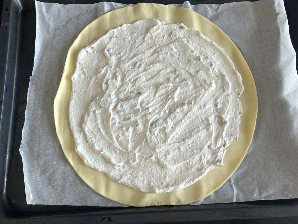 Tarte aux poires, gorgonzola et noix - Préparation etape 5