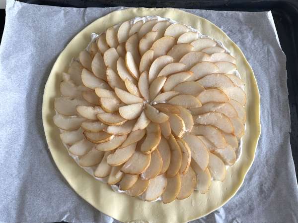 Tarte aux poires, gorgonzola et noix - Préparation etape 6