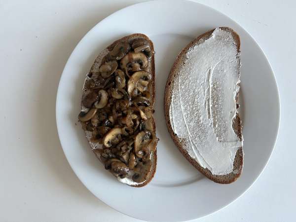 Grilled cheese champignons et comté - Préparation etape 7