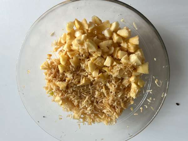 Szarlotka : la tarte aux pommes polonaise fondante et croustillante - Préparation etape 7