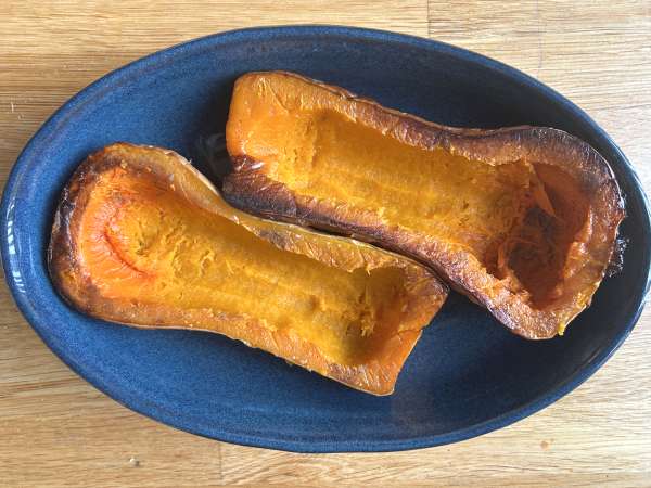 Butternut farcie aux lentilles et halloumi - Préparation etape 9