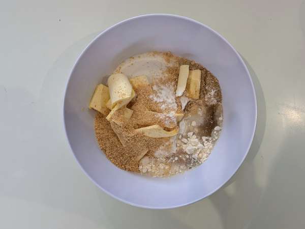 Cookies vegan aux amandes et pépites de chocolat : faciles et gourmands - Préparation etape 1
