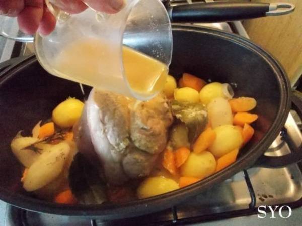 Jarret frais en cocotte du Petit Bistro de Mamigoz - Préparation etape 3