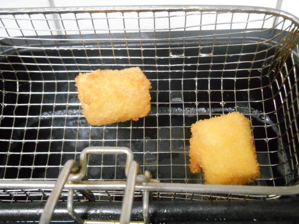 Recette Tofu d'oeuf pané au sauce tomate à l'ail (recette pour nouvel an chinois) - Préparation etape 6