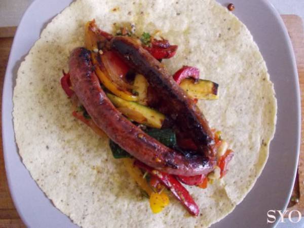 Tortillas aux poivrons et saucisses, de Mamigoz, à la plancha - Préparation etape 4