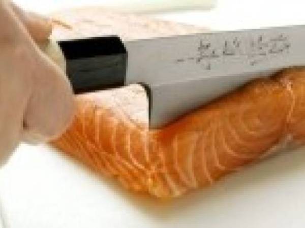 Pavés de Saumon sauce aux Câpres, Citron et Saumon Fumé - Préparation etape 3