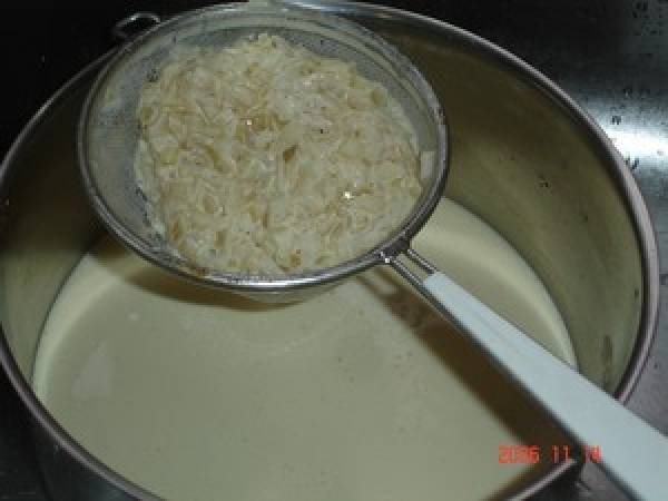 Saumon à la sauce au vin blanc - Préparation etape 3