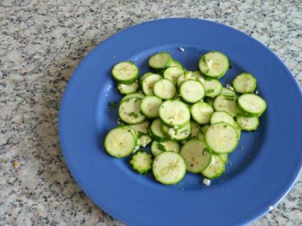 Tarte courgette poivron tomate cerise - Préparation etape 1