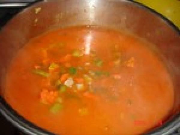Potage aux tomates et poivrons aux petits légumes - Préparation etape 4