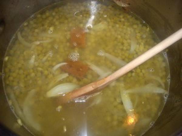 Soupe de petits pois pour maman pressée et qui essaye d'améliorer son alimentation - Préparation etape 3