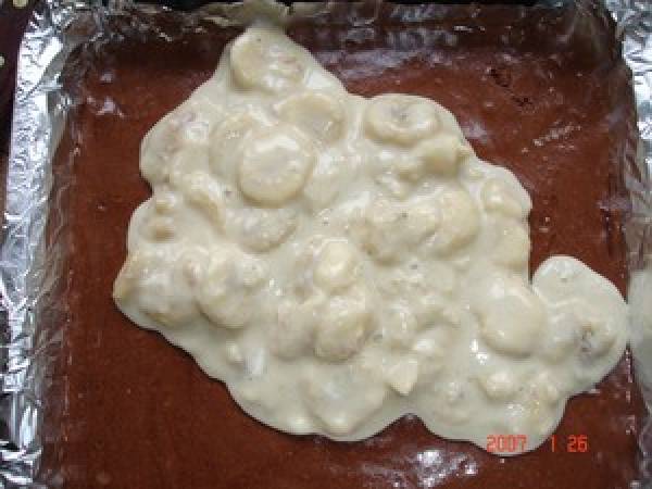 Gateau mousseux au chocolat et fondant de bananes - Préparation etape 6