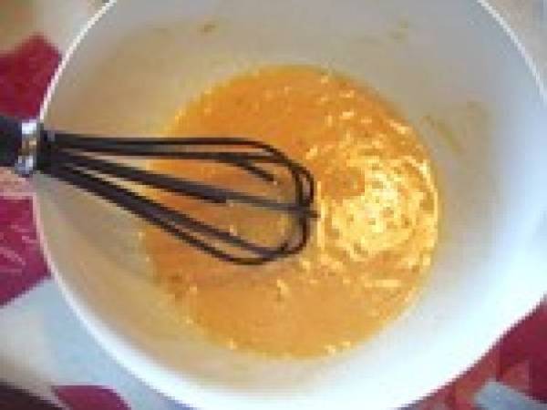 Flan pâtissier violet !! où comment liquider des myrtilles surgelées - Préparation etape 1