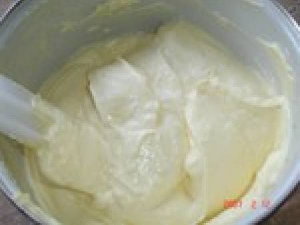 Tarte très sablée aux framboises et fraises - Préparation etape 5