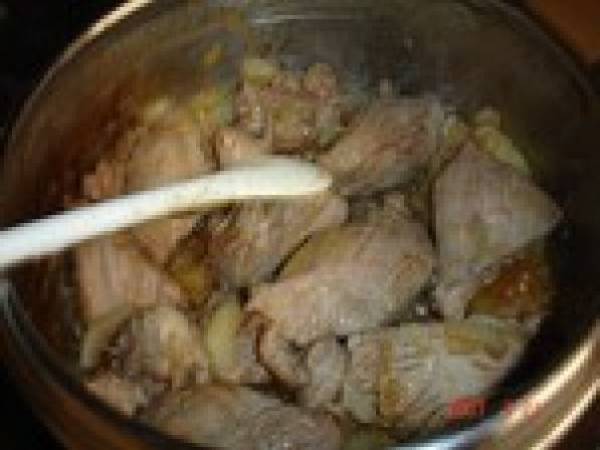 Viande de veau aux ananas/moutarde et pain d'épice - Préparation etape 1