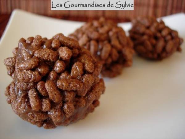 Boules de Riz Soufflé au Chocolat et Joyeuses Fêtes de Pâques - Préparation etape 3