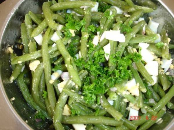 Endives à la sauce aux kiwis, asperges, et haricots - Préparation etape 5