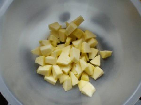 Sangria au Kiwi et Gingembre - Préparation etape 1