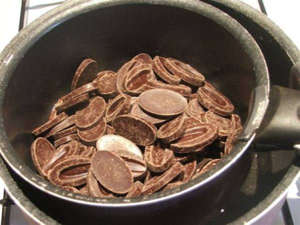 Petit train d'anniversaire (gâteau au chocolat) - Préparation etape 1