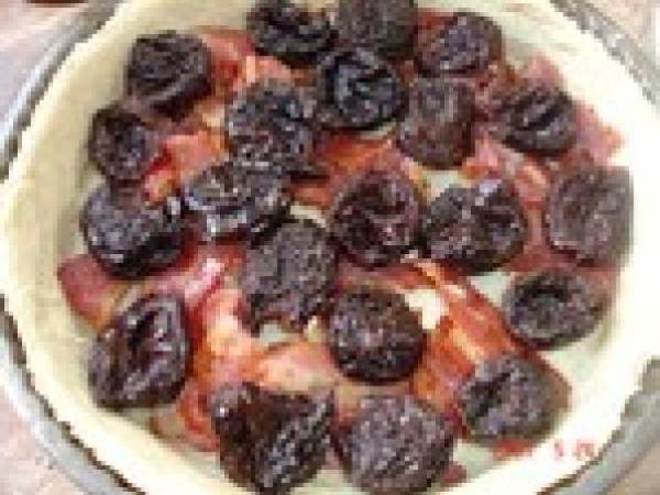 Quiches au lardons fromage, aux pruneaux lard fumé et aux courgettes jambon - Préparation etape 4