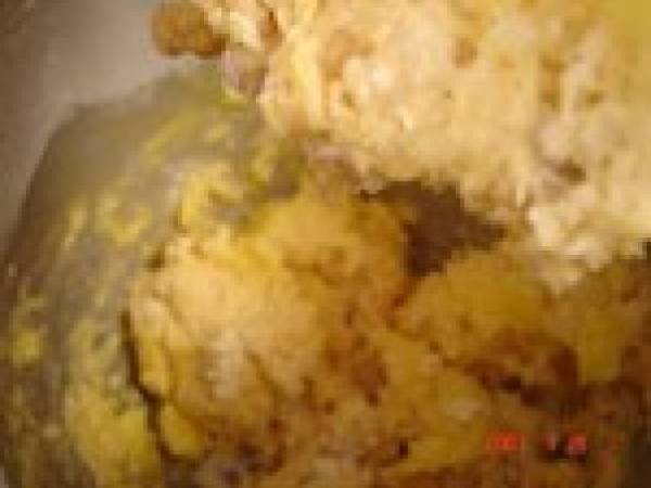 Cake aux oignons nouveaux, lardons fumés et feta - Préparation etape 3