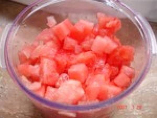 Tartare de pastèque en gelée de menthe et citronnelle - Préparation etape 2