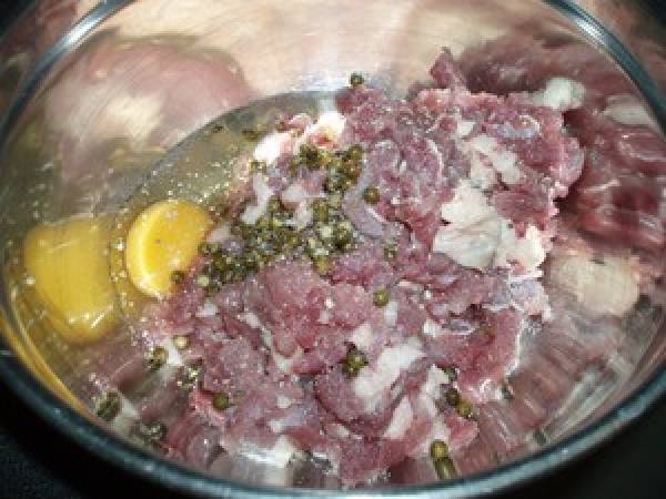 Terrine de canard au poivre vert - Préparation etape 1