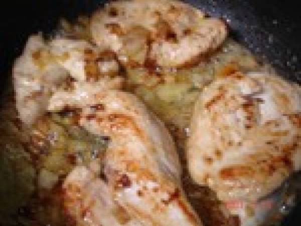 Poulet tomate crème au vin blanc - Préparation etape 1