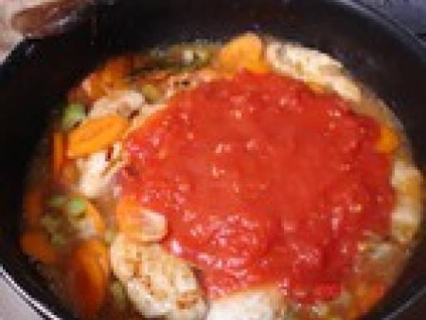 Poulet tomate crème au vin blanc - Préparation etape 3