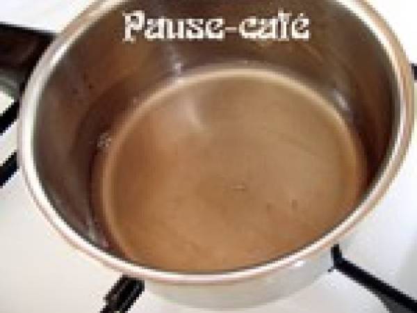 Tiramisu aux fraises à l'amaretto - Préparation etape 4