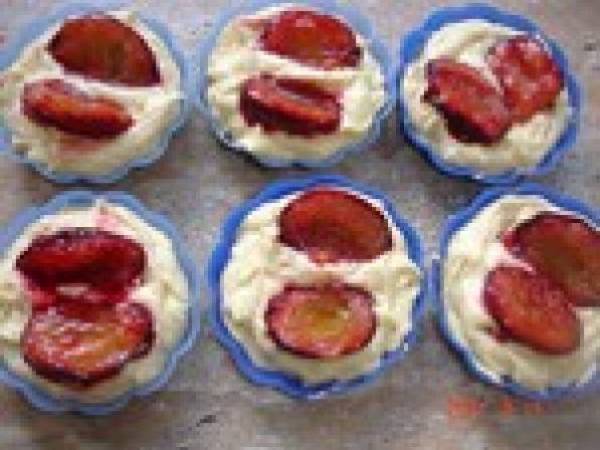 Petits moëlleux aux prunes - Préparation etape 5