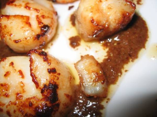 Noix de Saint-Jacques au vinaigre balsamique et à la crème - Préparation etape 5