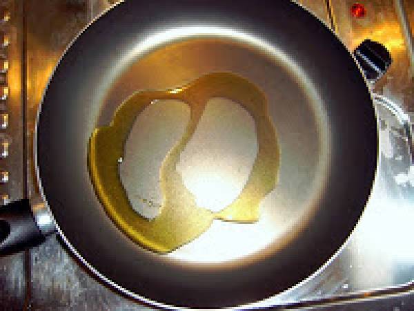 Pizza maison au chorizo, sauce tomate aux poivrons - Préparation etape 2