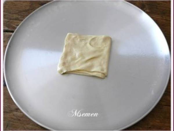 Msemen ou mes Crèpes feuilletées caramélisées - Préparation etape 4