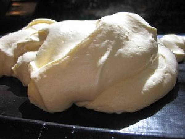 Dans la série épatez vos amis : super-gâteau-aux-poires-qu'on-dirait-fait-par-un-pro - Préparation etape 2