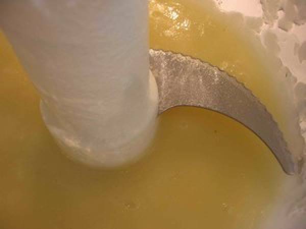 Dans la série épatez vos amis : super-gâteau-aux-poires-qu'on-dirait-fait-par-un-pro - Préparation etape 3