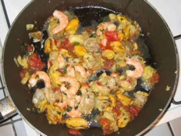 Gratiné de courgettes rondes farcies aux fruits de mer - Préparation etape 6