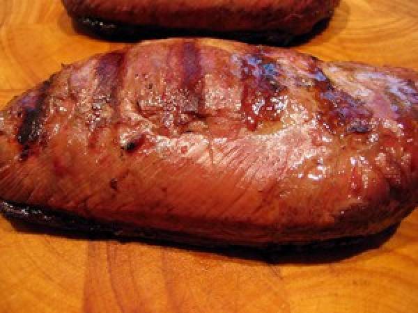 Magrets de canard grillés, figues rôties au miel et mille feuille à la réglisse - Préparation etape 6