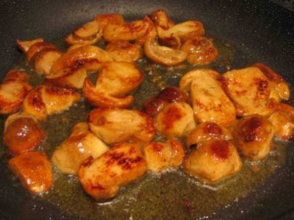 Sole poêlée purée aux cèpes et jus d'oignon d'après Régis Marcon - Préparation etape 6