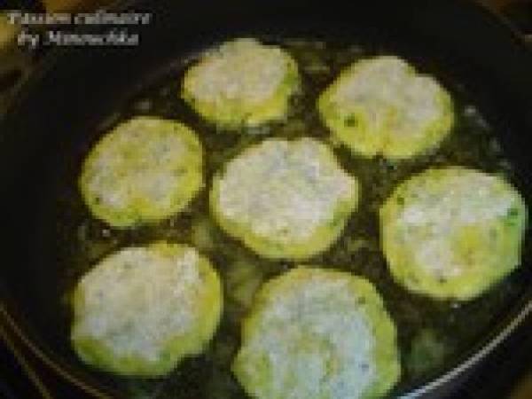 Spécial Ramadan # 5: Maâkouda, Foie Mijoté en sauce et Bricks à la sardine - Préparation etape 2