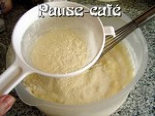 Gâteau renversé aux pommes - Préparation etape 3