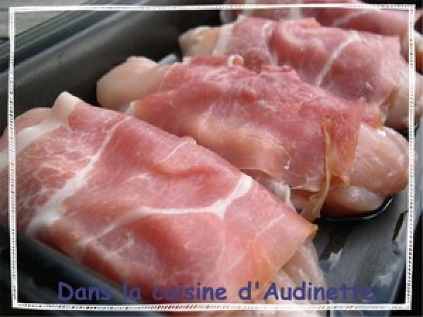 Poulet au chèvre en robe de jambon : recette de Rémy, le roi de la ratatouille ! - Préparation etape 3