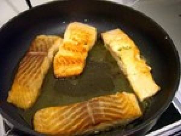 Saumon à l'oseille facile à la crème de soja - Préparation etape 6